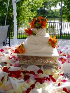 Square Wedding Cake with Fresh Lilies Square Wedding Cake with Fresh Lilies