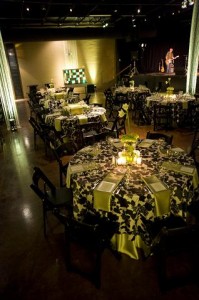 Tabletop in Black, White and Apple green